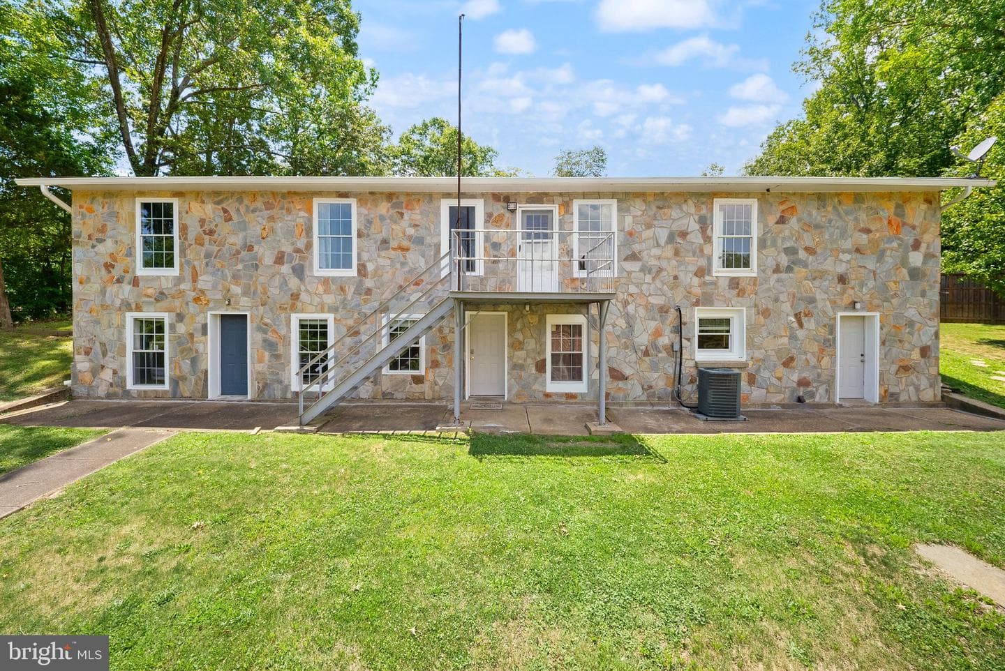 23 Walker Way photo 69