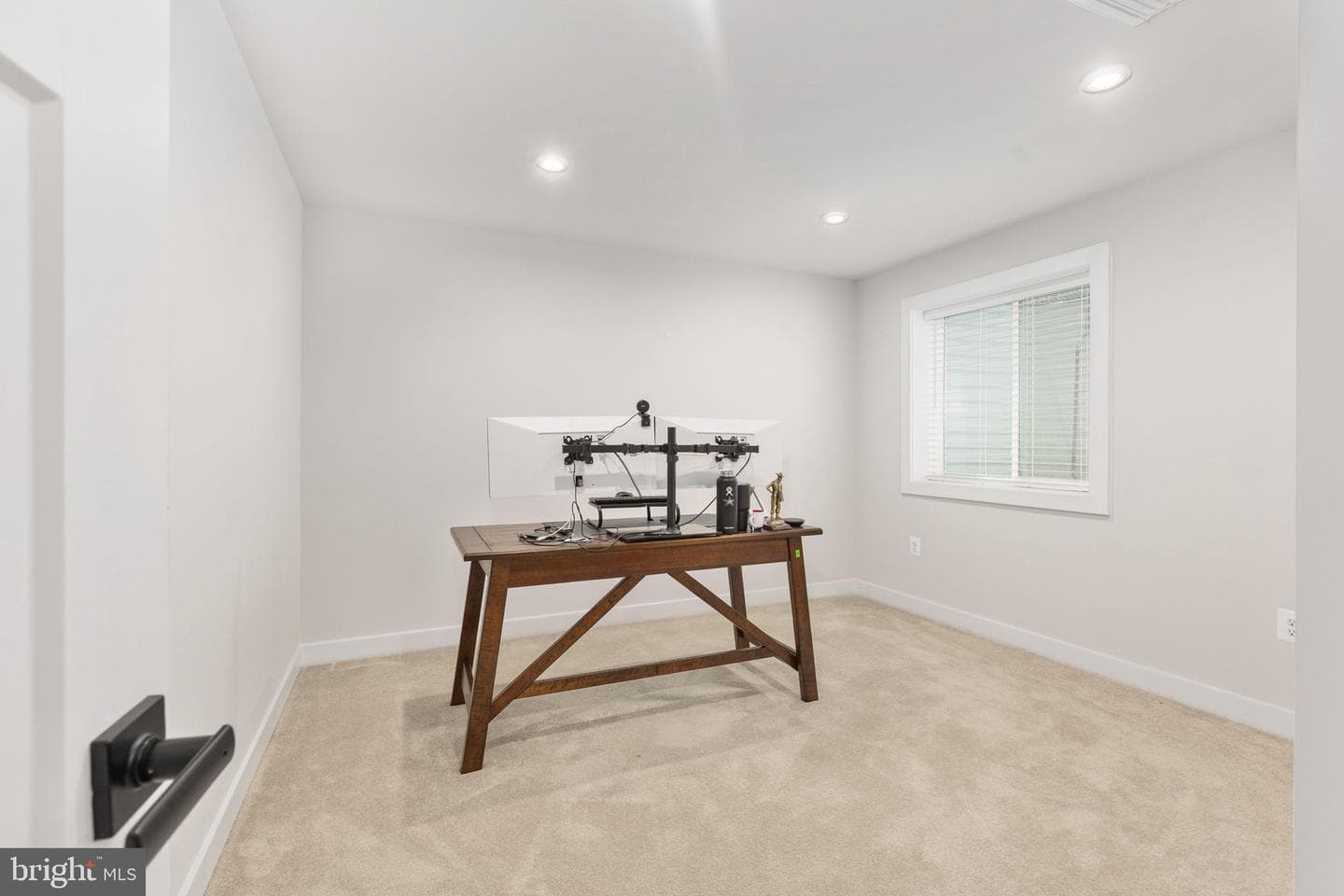 409 Vandegrift Road photo 76