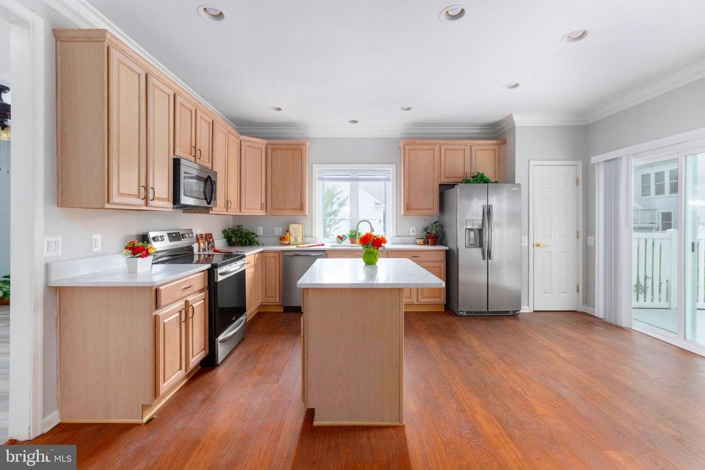 12 Hanover Drive photo 43
