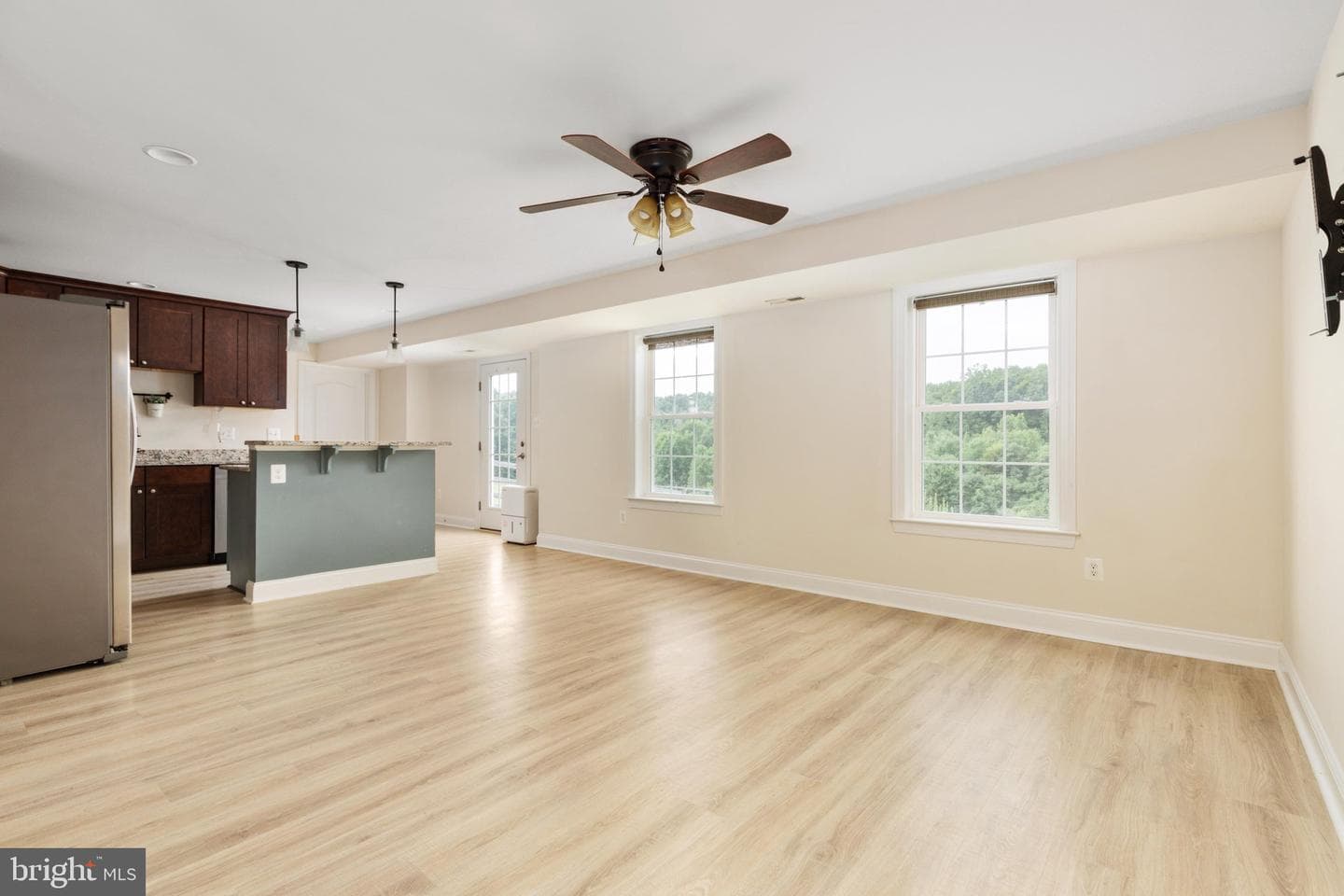 250 Lerose Drive photo 26