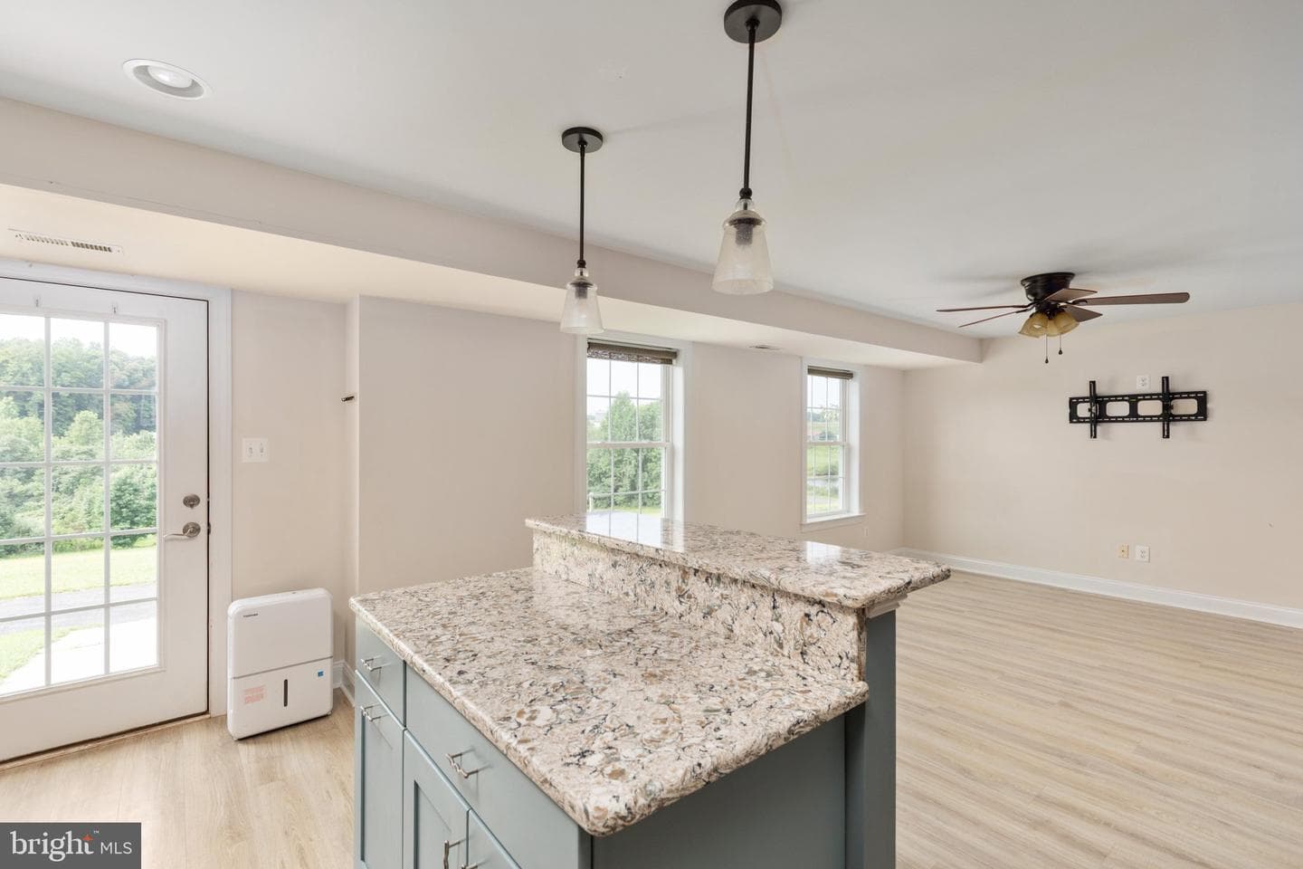 250 Lerose Drive photo 29
