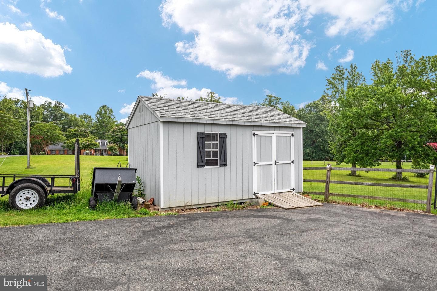 250 Lerose Drive photo 42