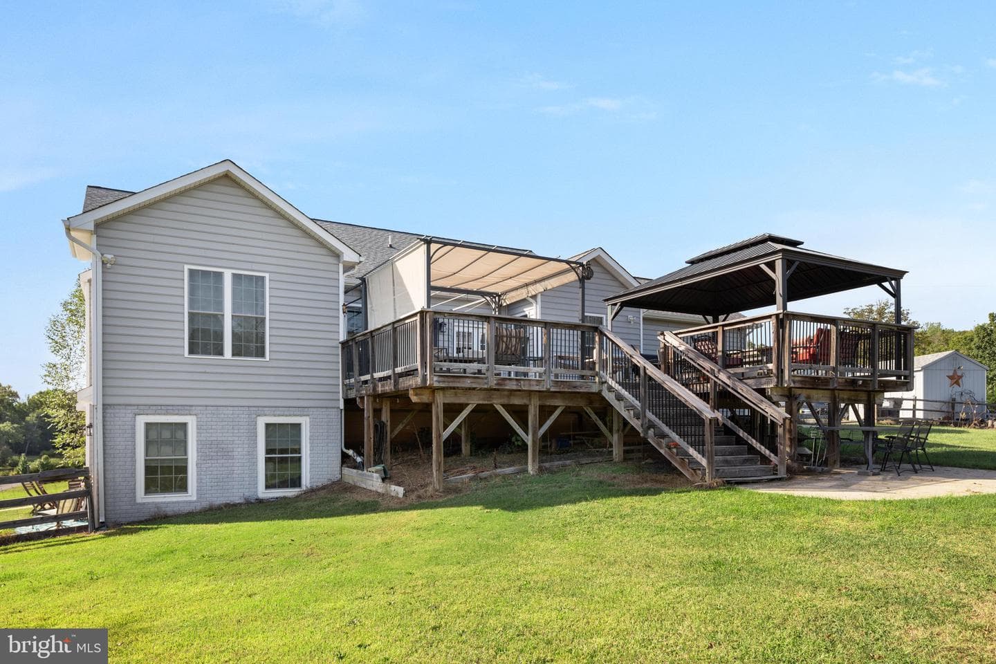 250 Lerose Drive photo 44