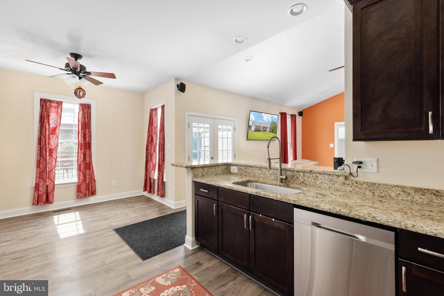 250 Lerose Drive photo 9