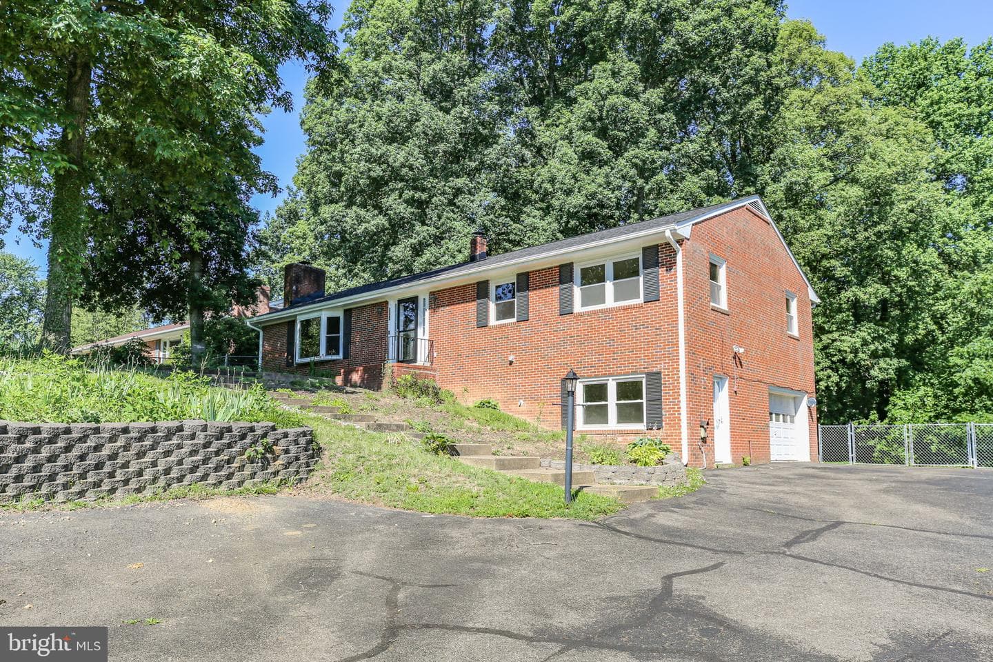 1213 Forbes Street photo 44