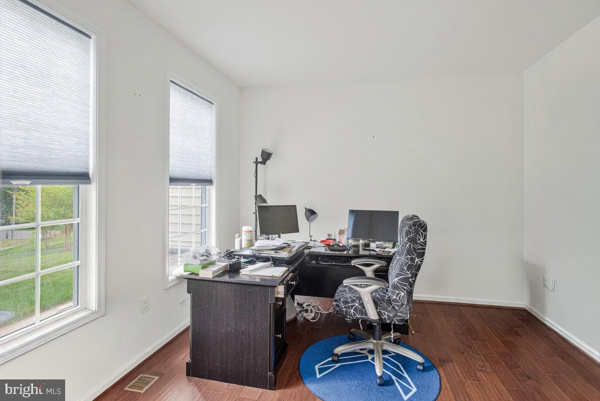 15 Burke Drive photo 28