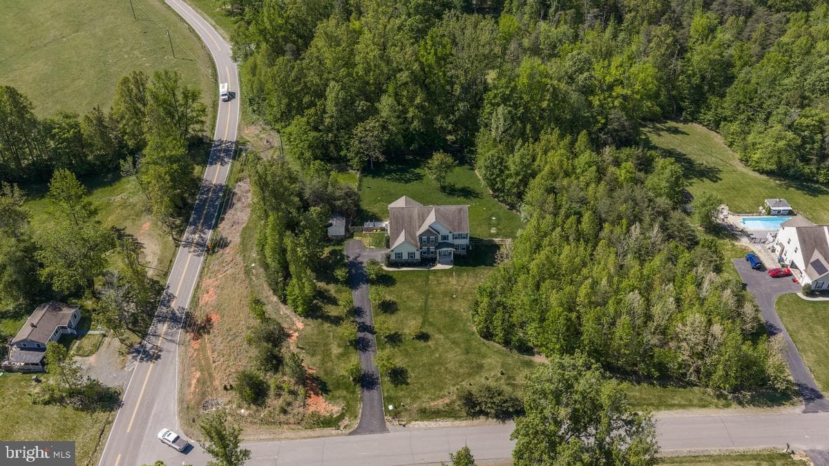 15 Burke Drive photo 45