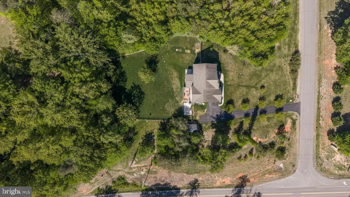 15 Burke Drive photo 49