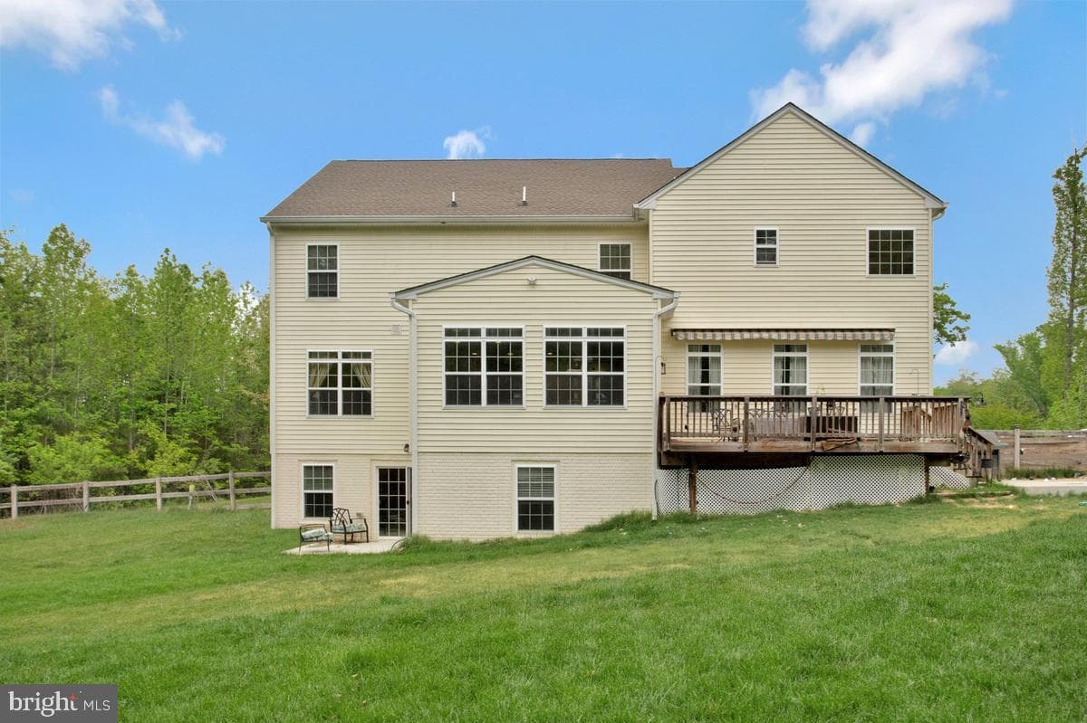 15 Burke Drive photo 64
