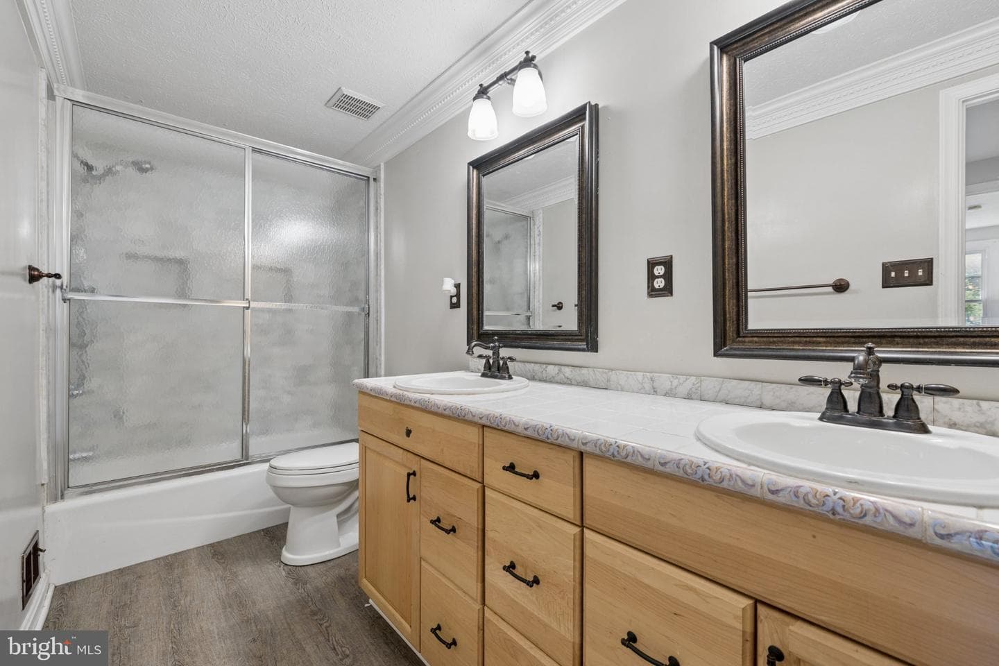 201 Bay Cove photo 27