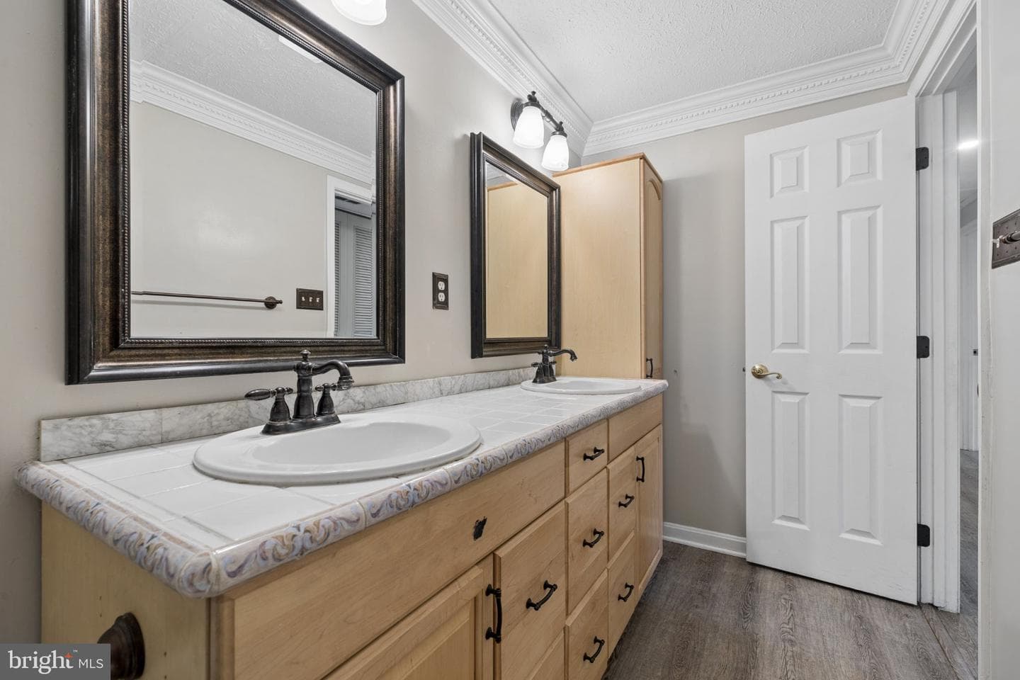 201 Bay Cove photo 30