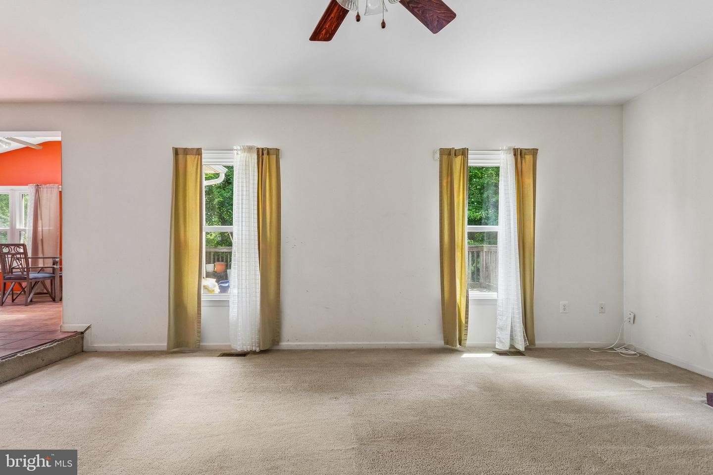 3 Neville Court photo 16
