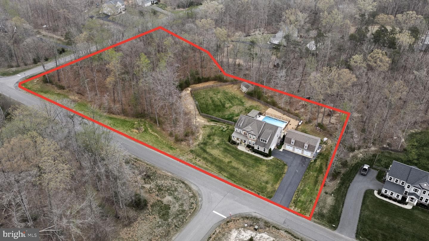 345 Long Meadow Drive photo 3