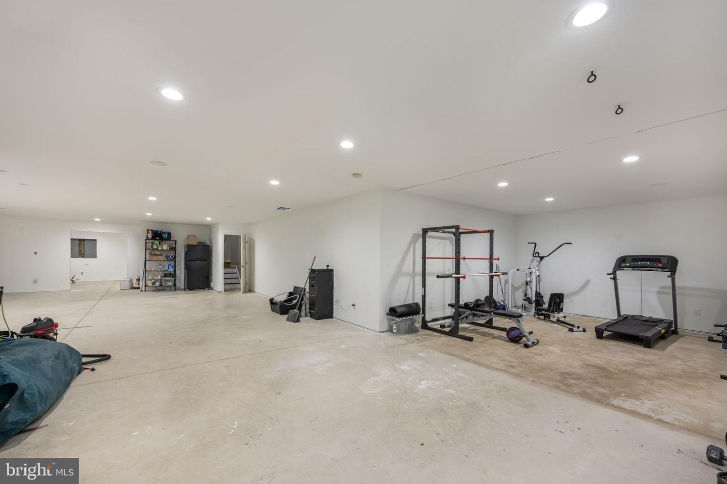 270 Telegraph Road photo 22