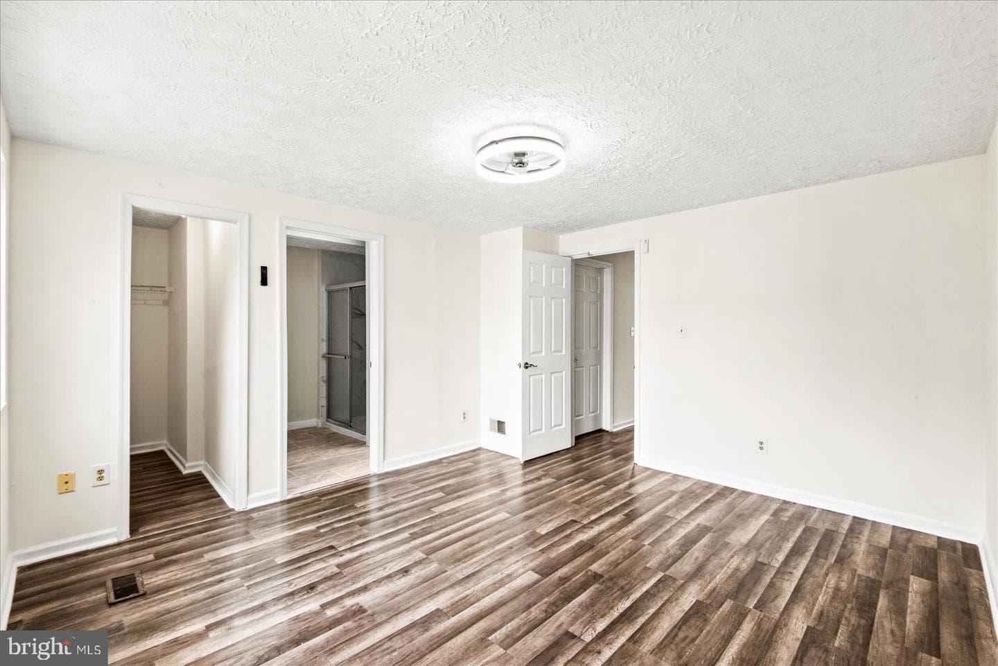 104 Ridgecrest Court photo 17