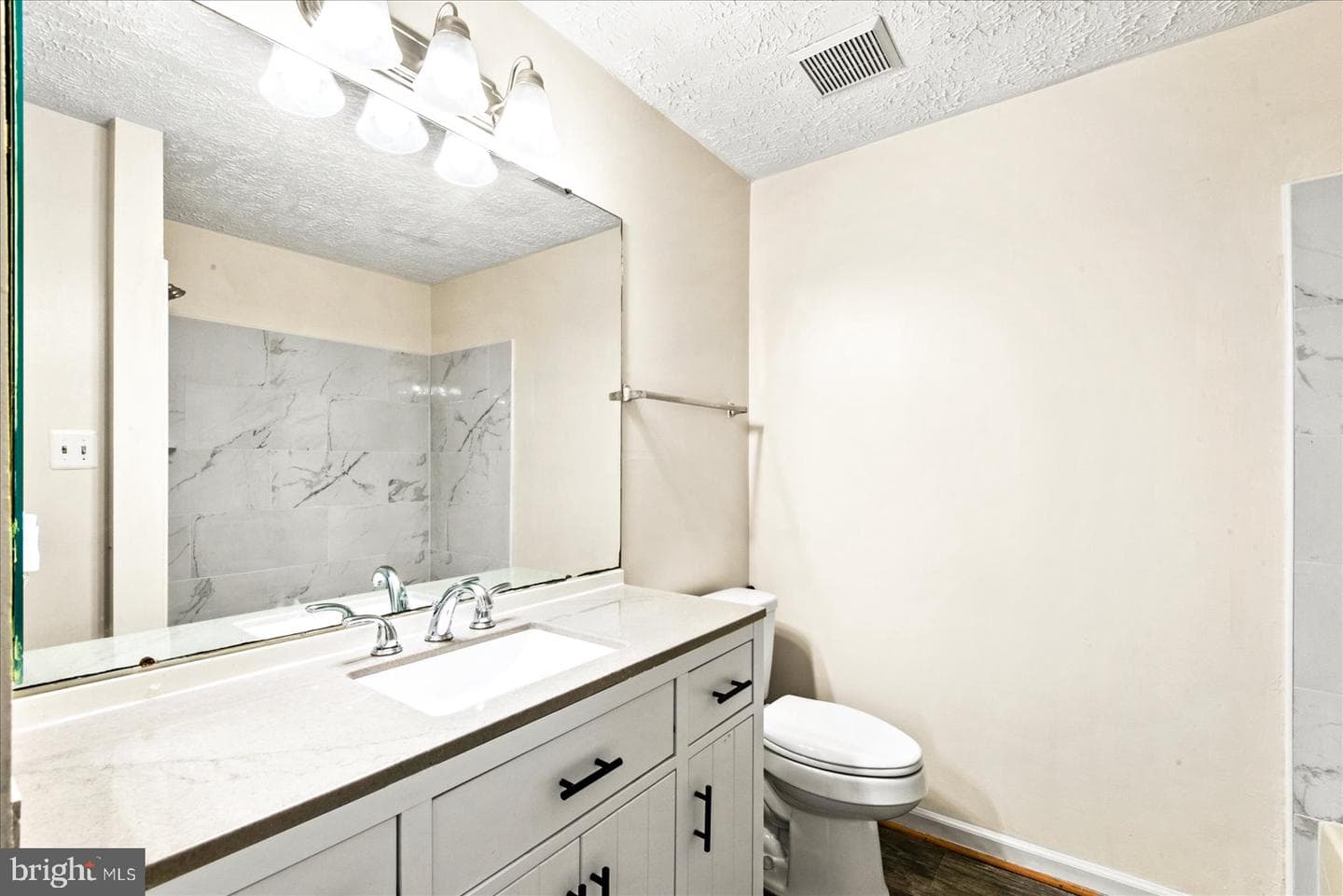 104 Ridgecrest Court photo 24