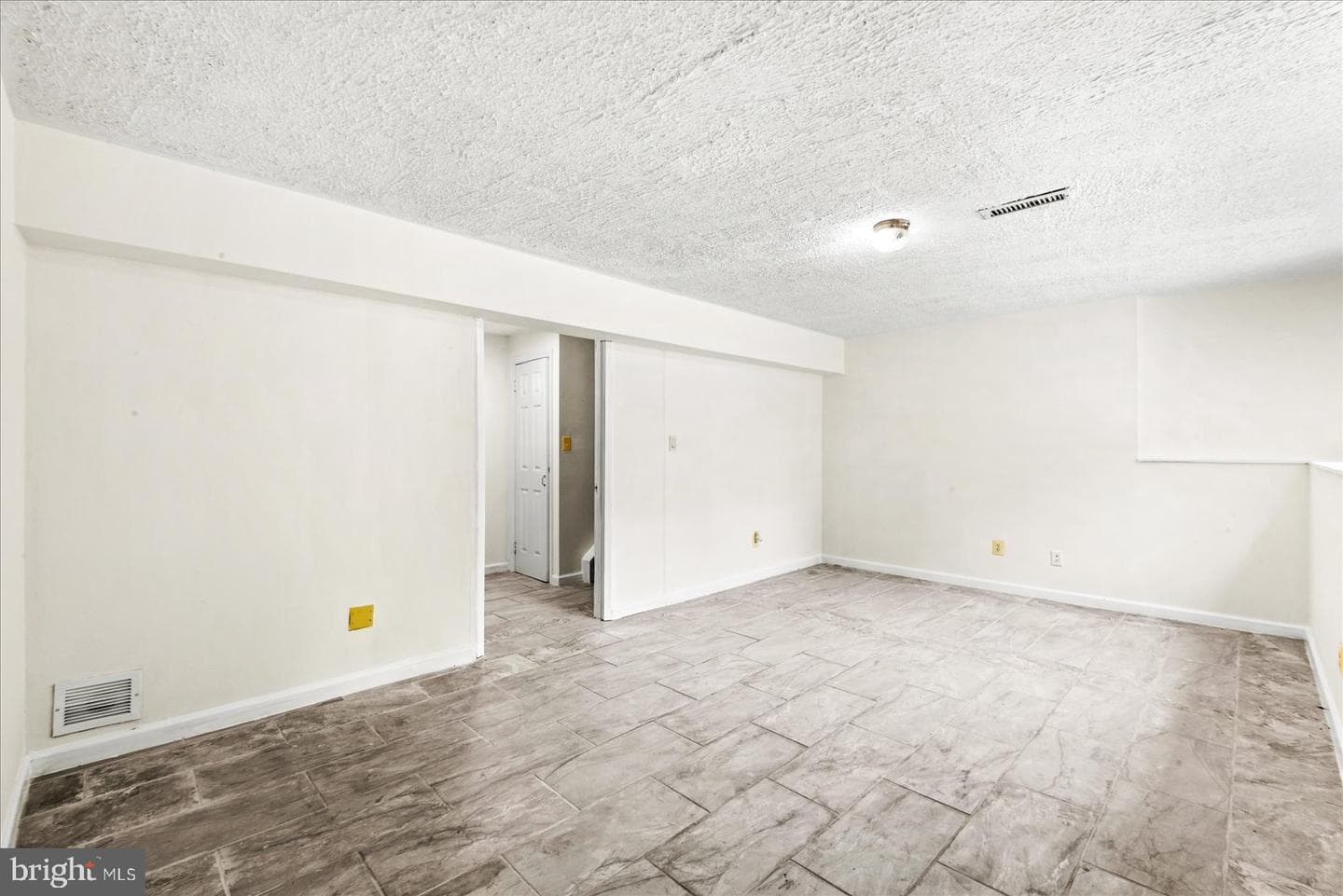 104 Ridgecrest Court photo 27