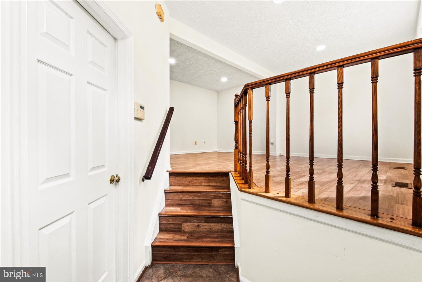 104 Ridgecrest Court photo 3