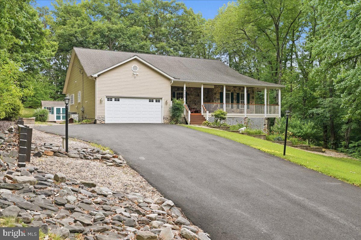 2286 Richmond Highway, Stafford