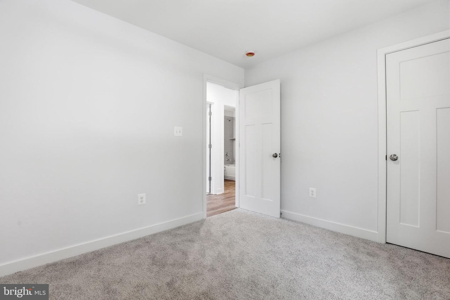 57 Morton Road photo 14