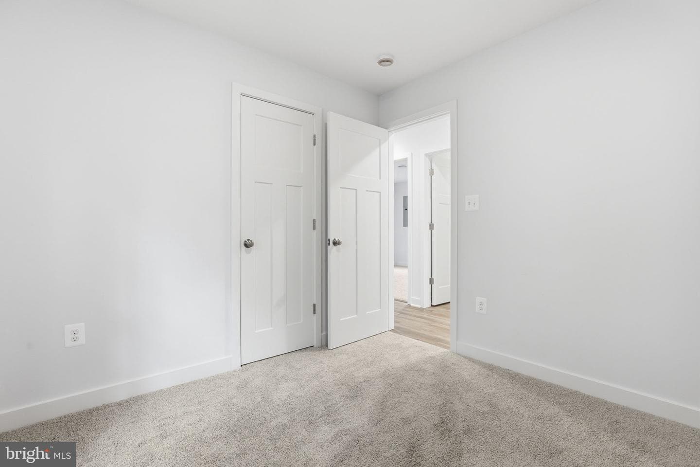 57 Morton Road photo 16