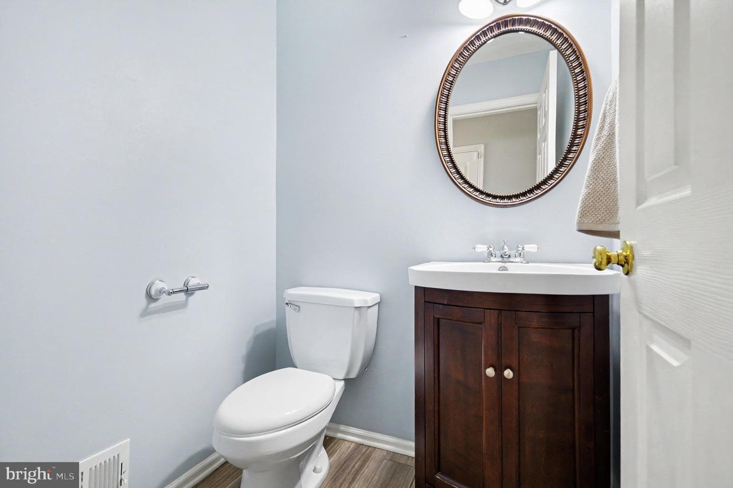 10 Halcomb Lane photo 14