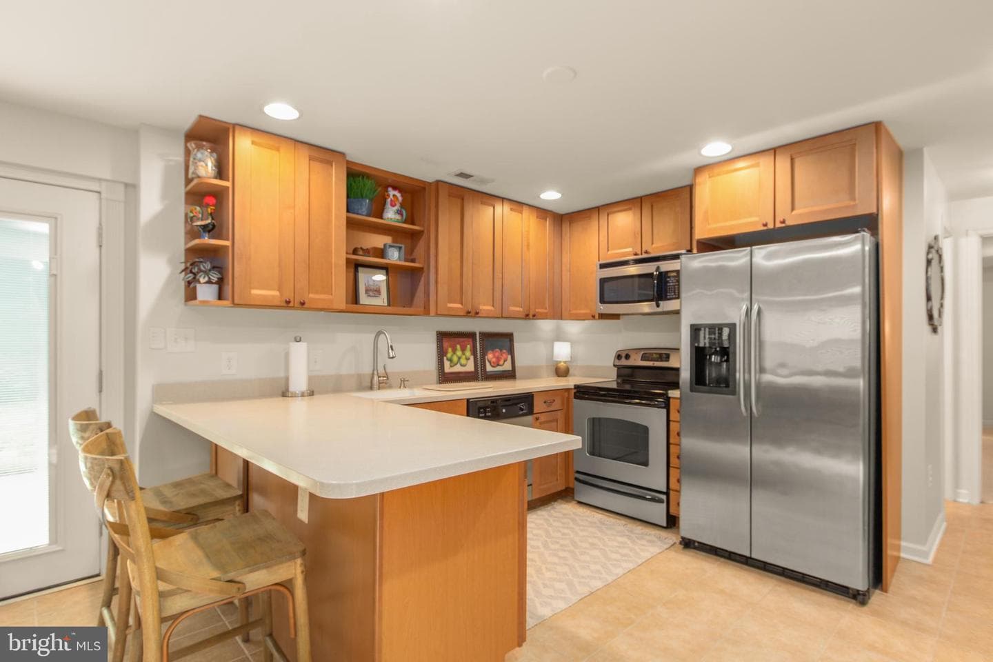 24 Tavern Road photo 59