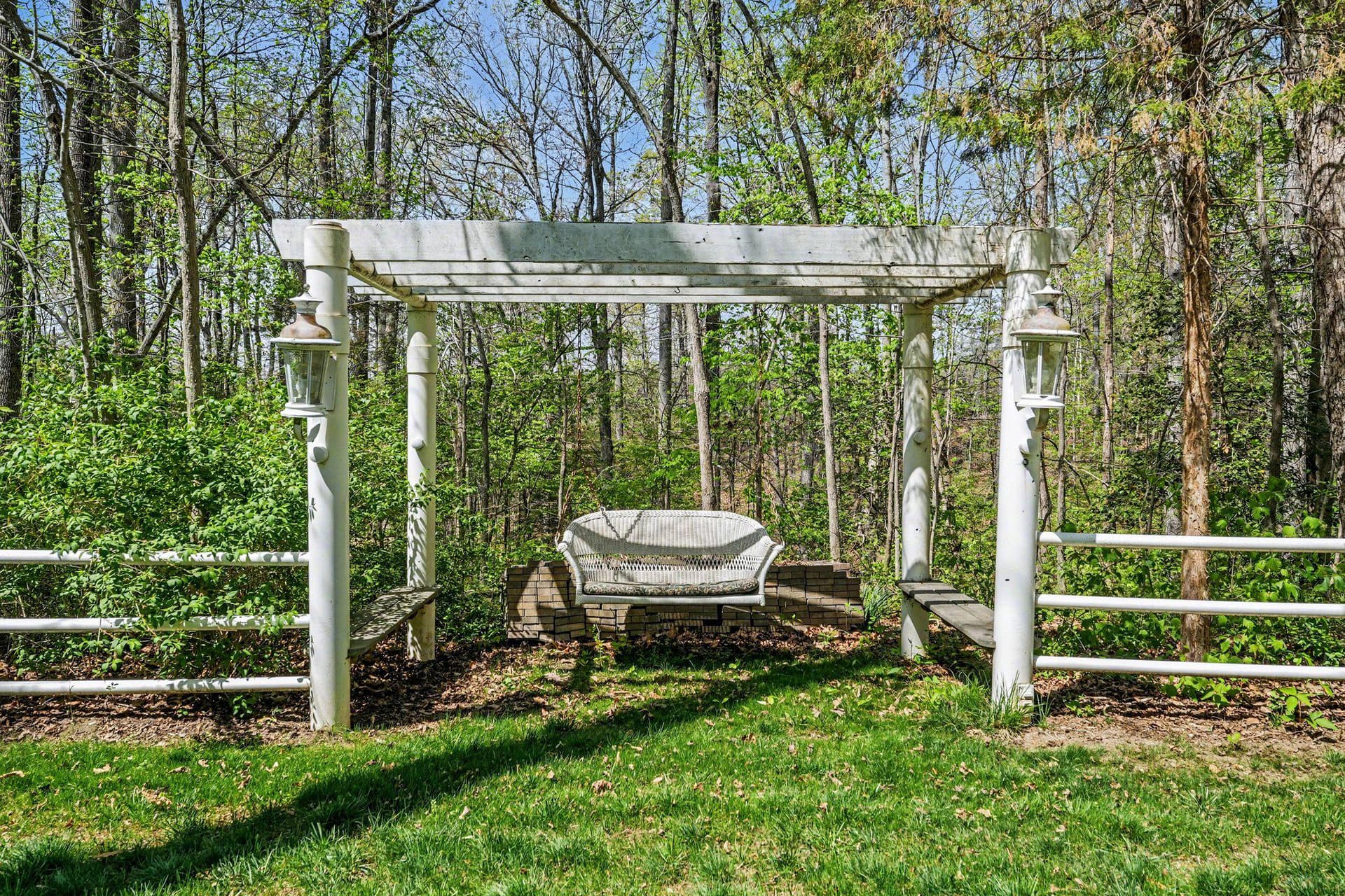 86 Mockingbird Lane photo 43