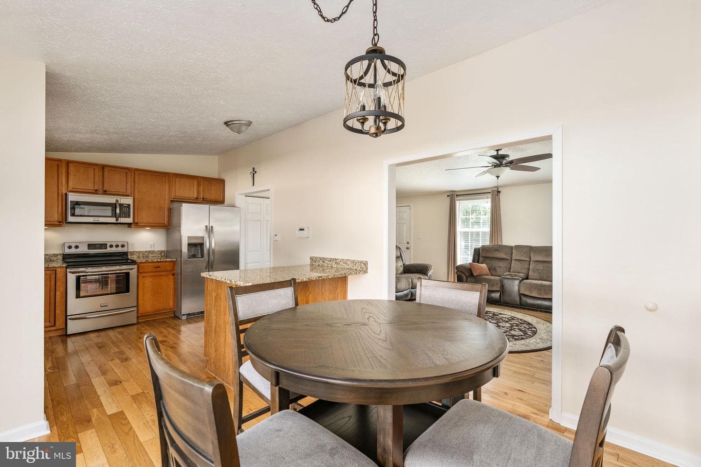400 Collingwood Drive photo 14