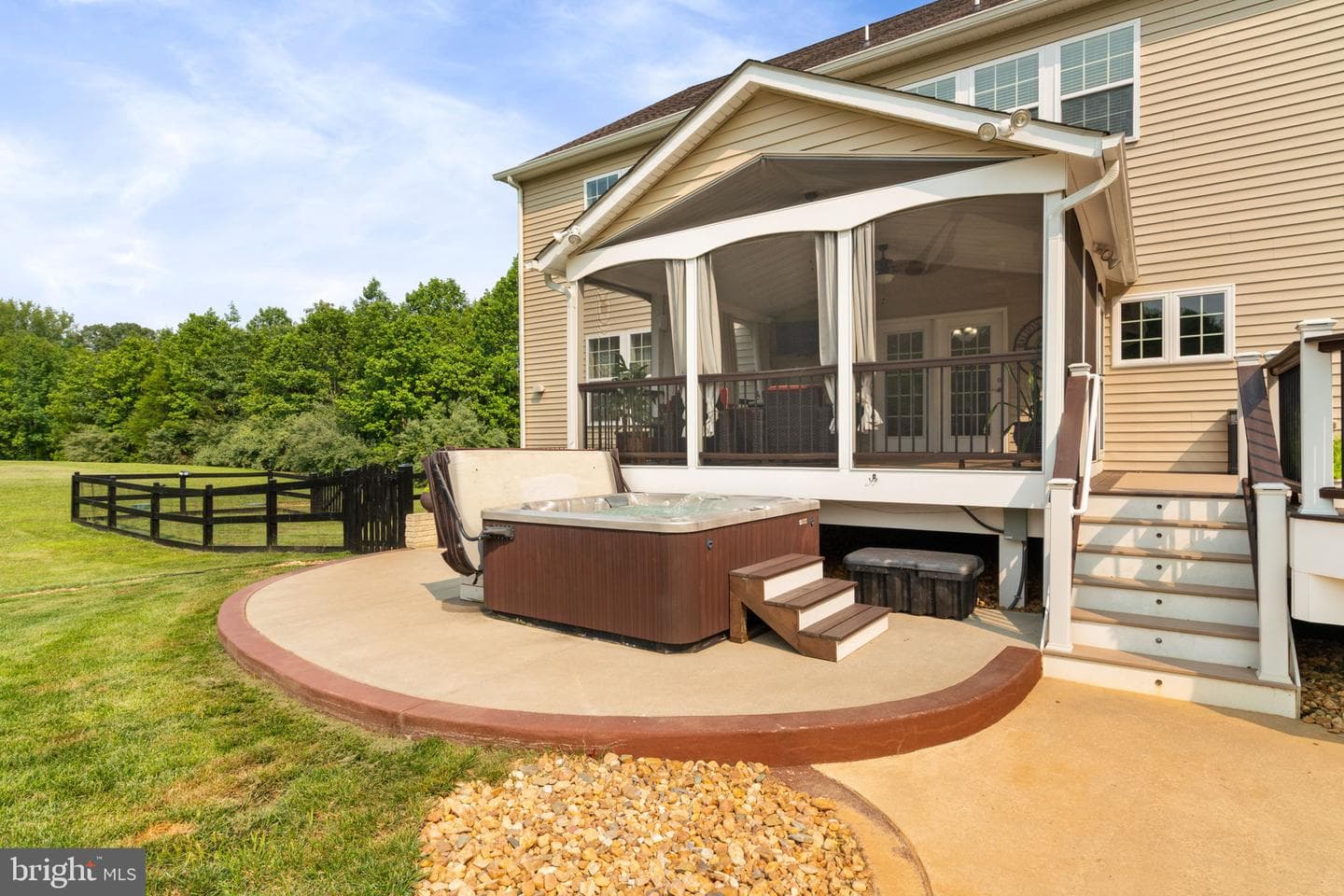 15 Boxwood Court photo 43
