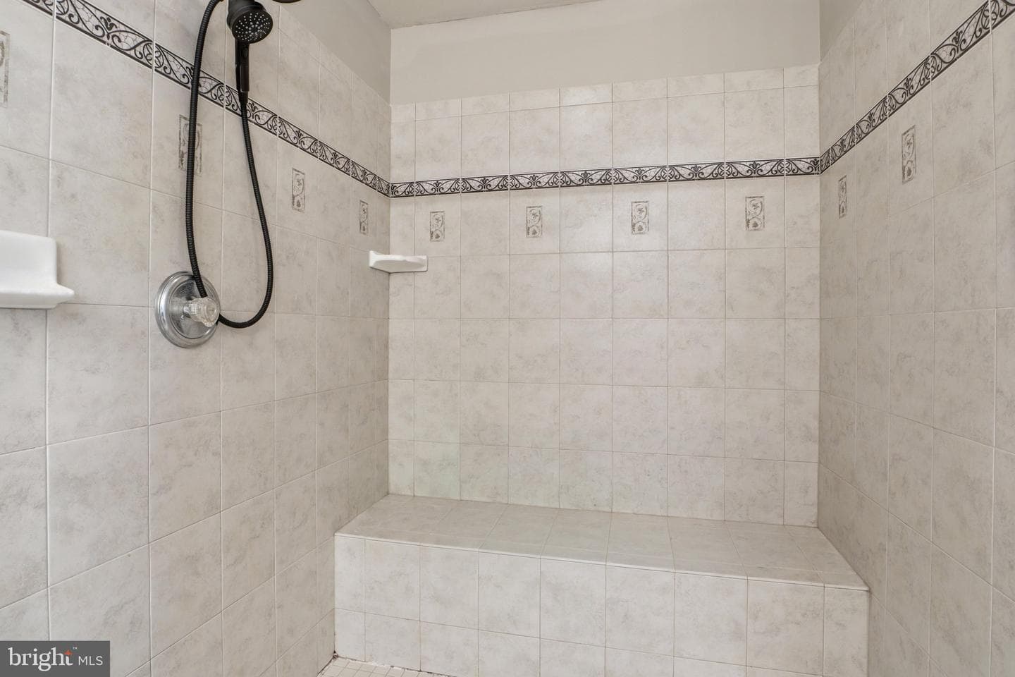 28 Millbrook Road photo 48