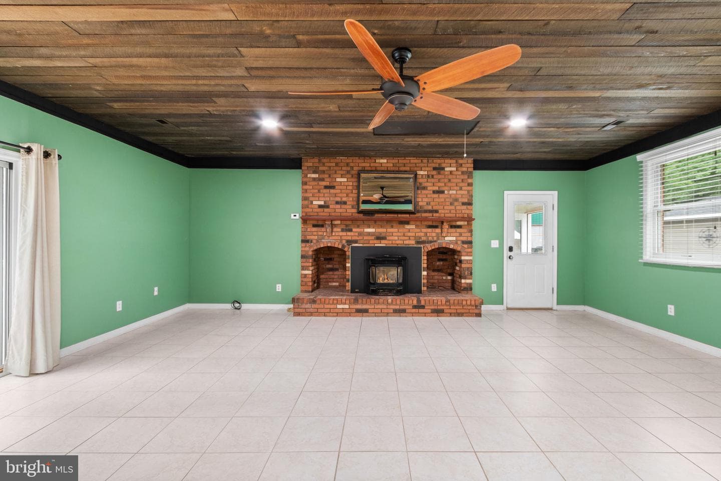 55 Snowbird Lane photo 32