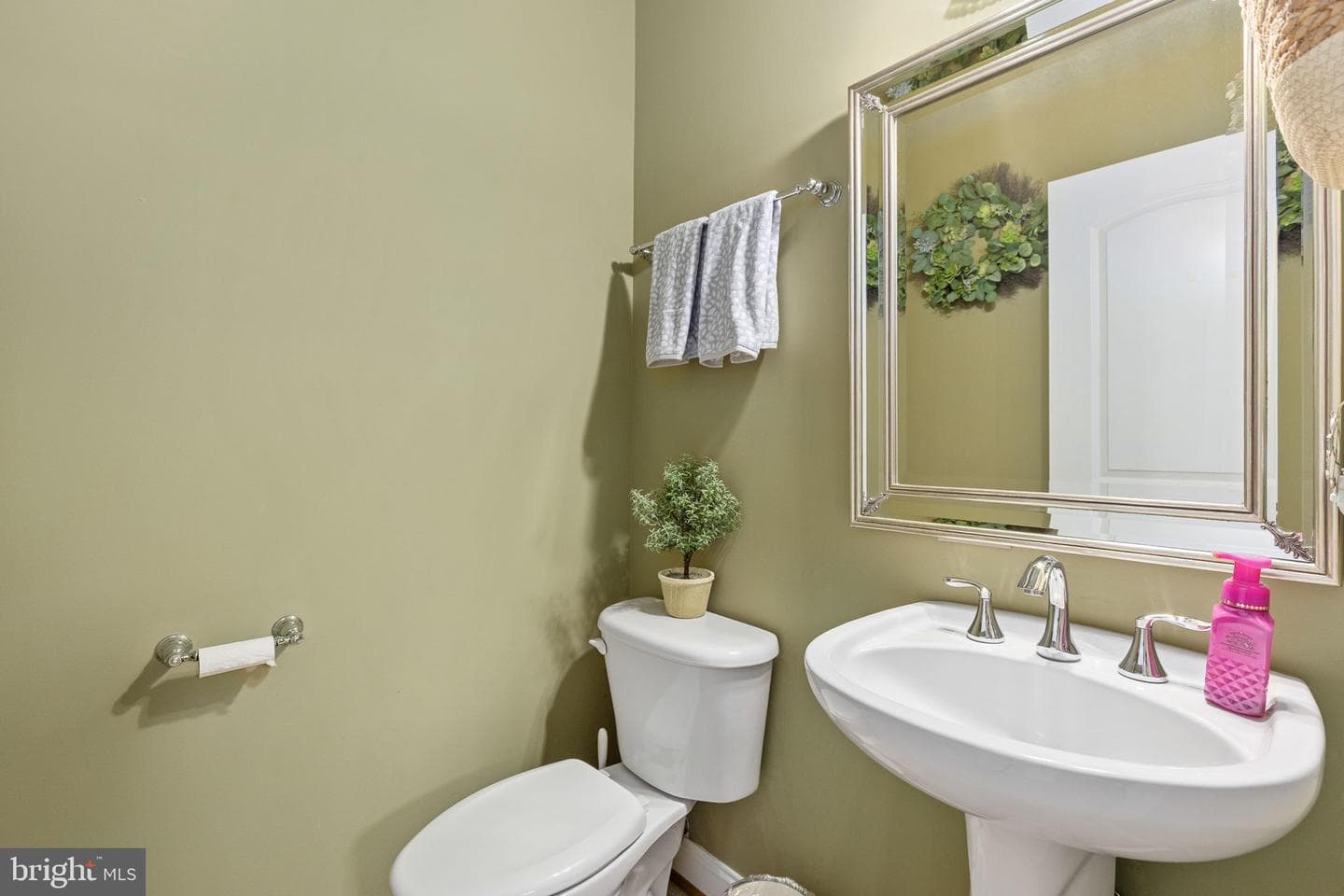 31 Garnet Way photo 19