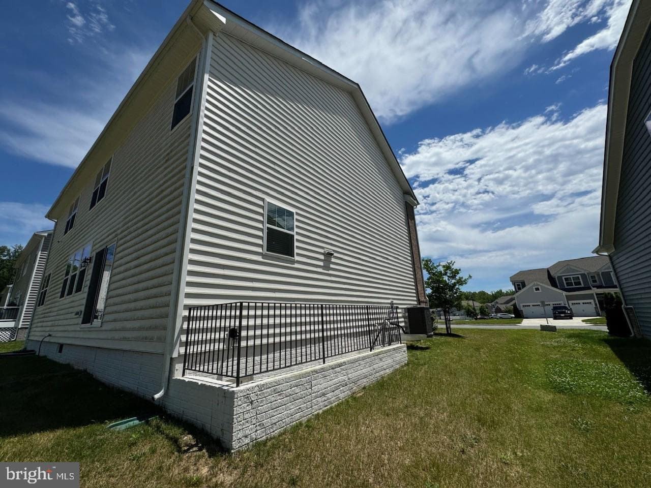 219 Marianne Place photo 3