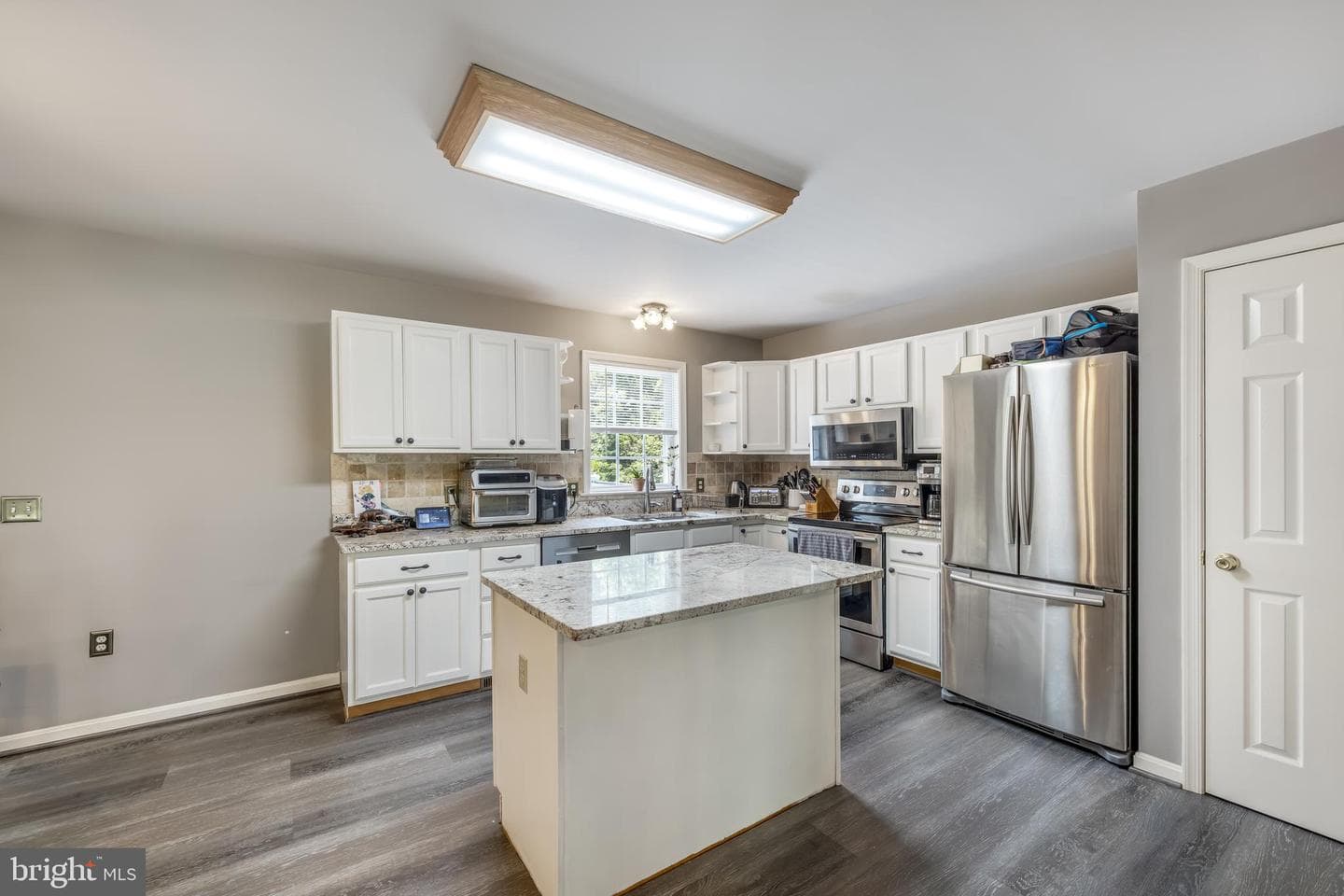 465 Spotted Tavern Road photo 11