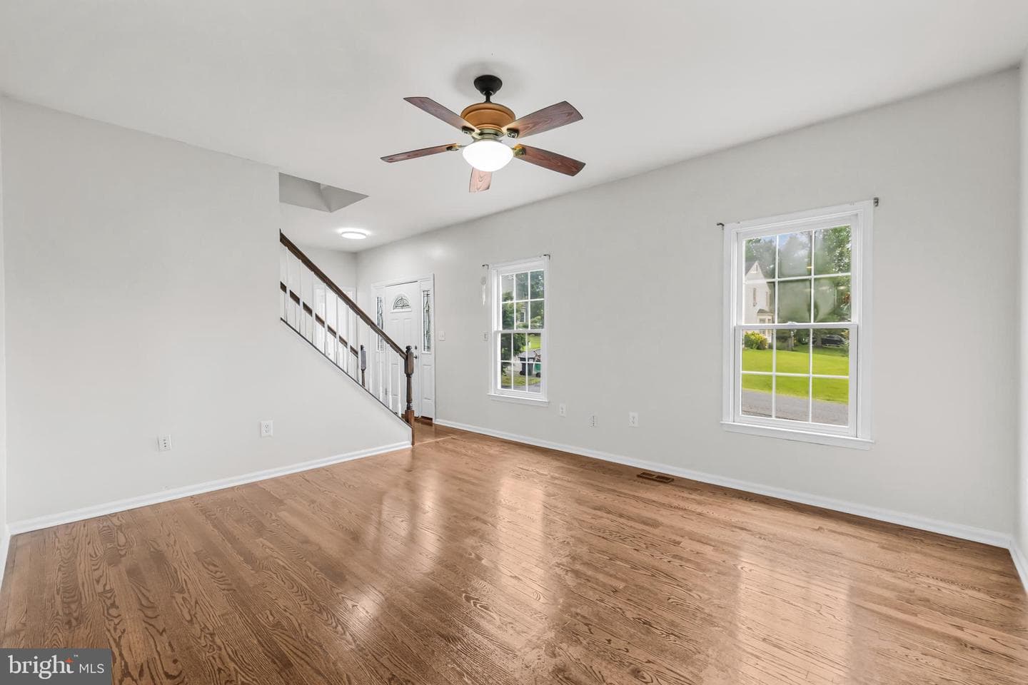 38 Willow Glen Court photo 5