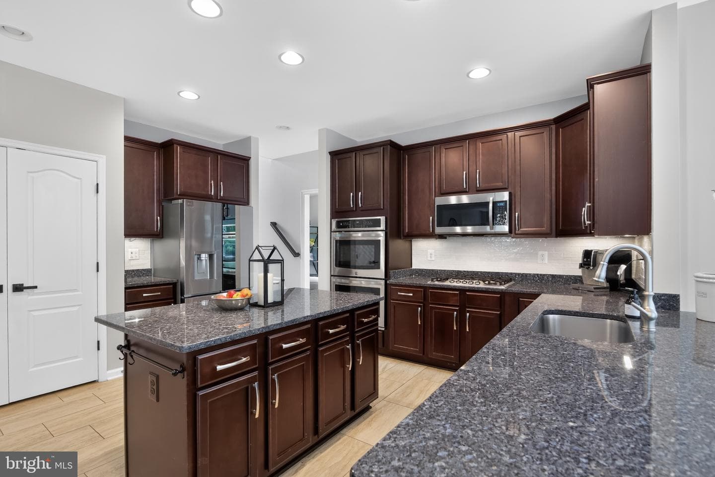 526 Fair Havens Ln photo 15