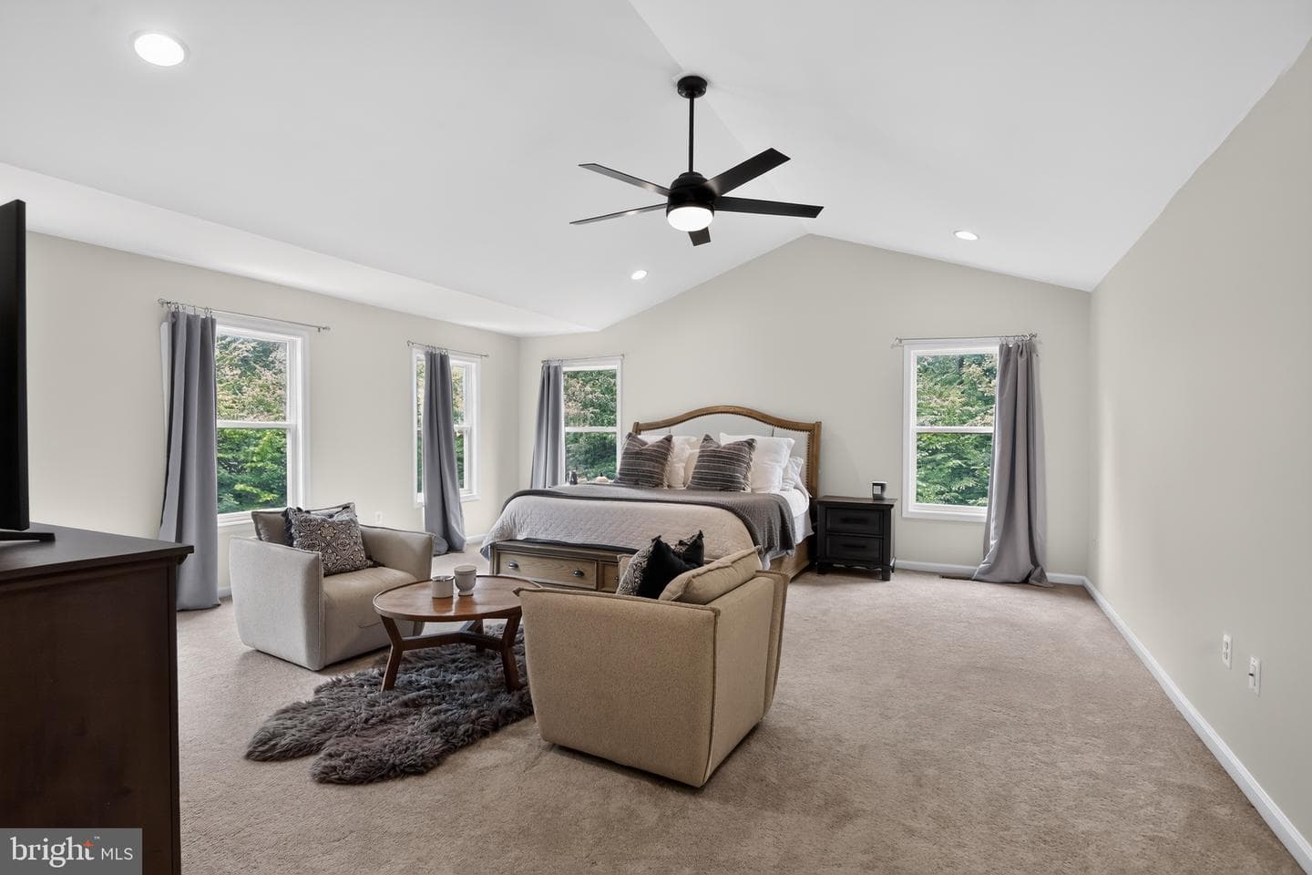 526 Fair Havens Ln photo 27