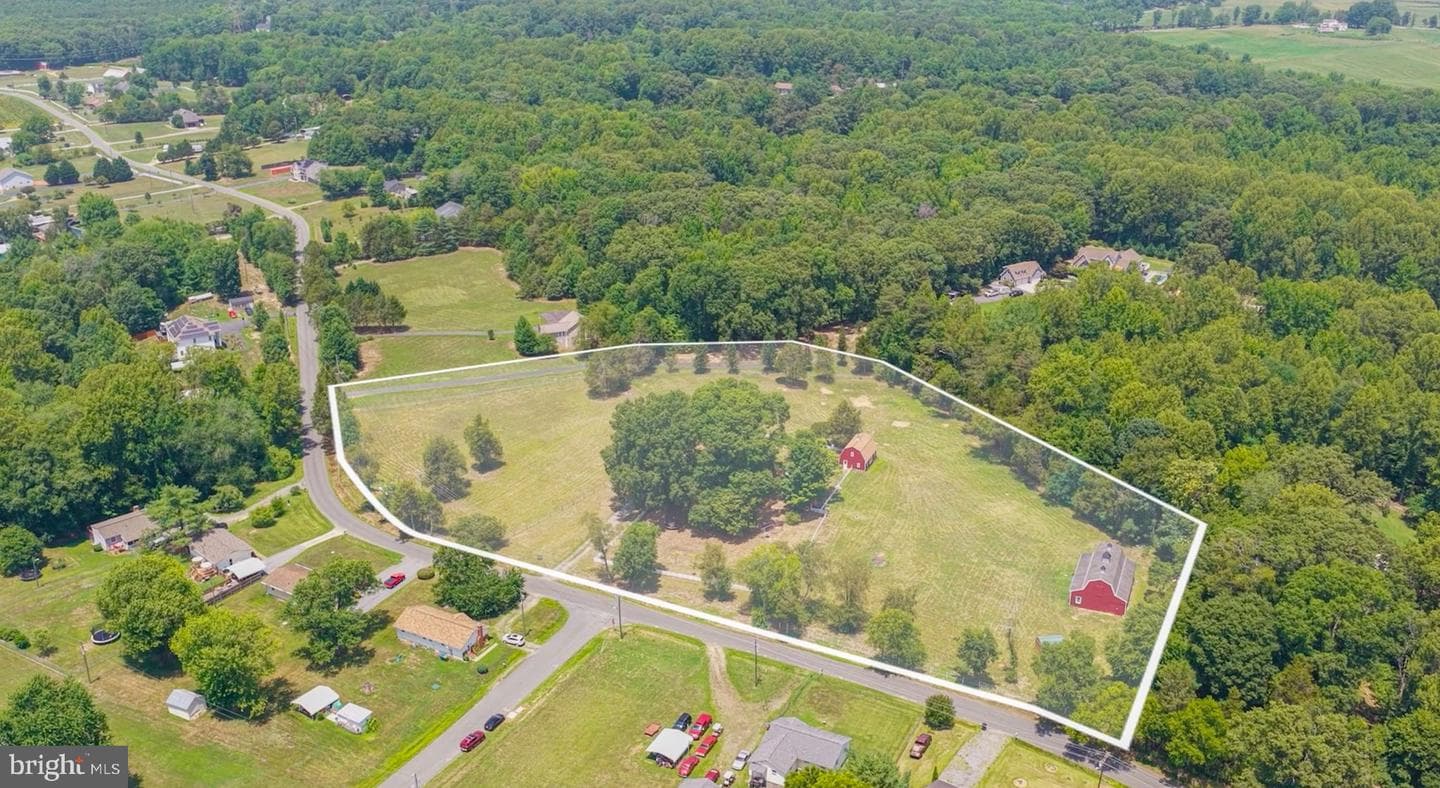 305 Chapel Green Road, Fredericksburg