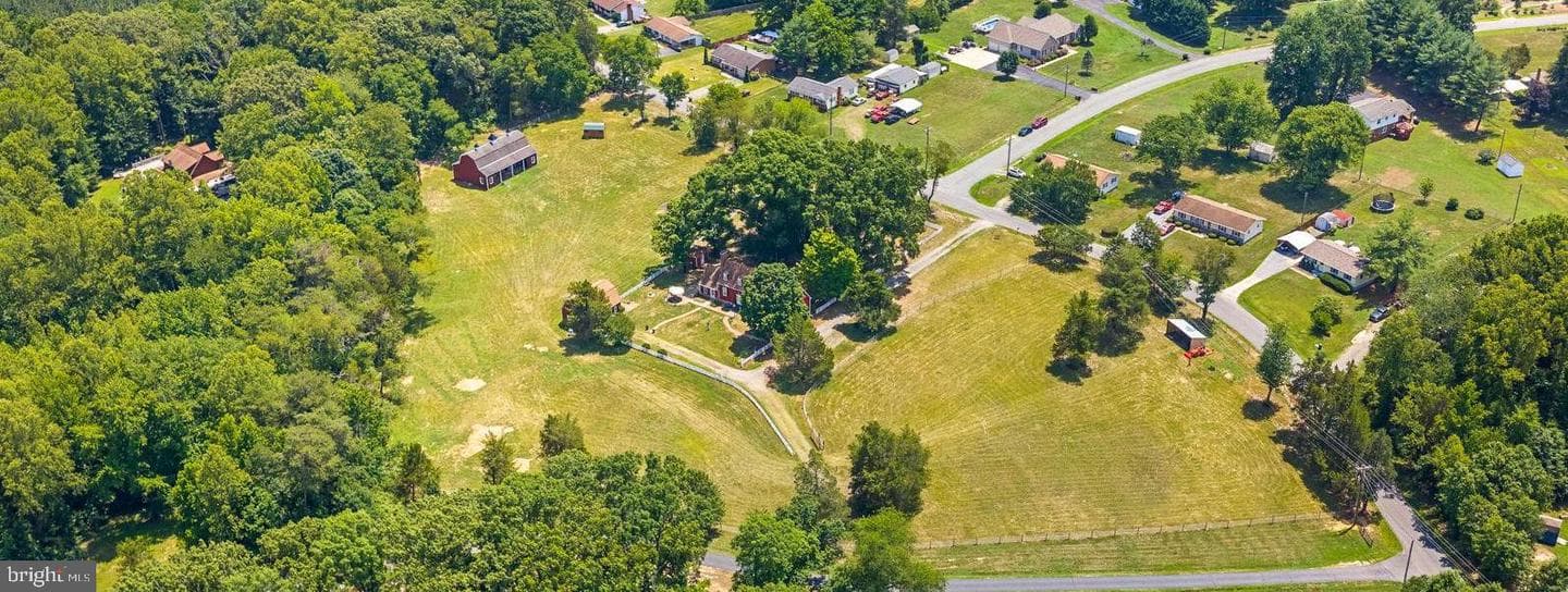 305 Chapel Green Road photo 8