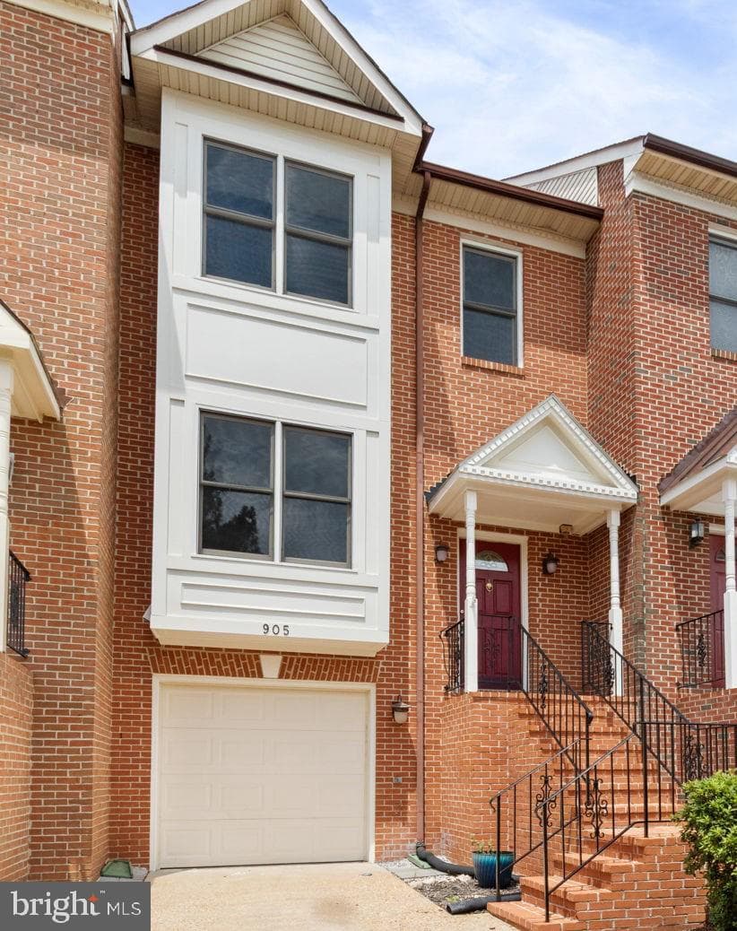 905 Shaw Court, Fredericksburg