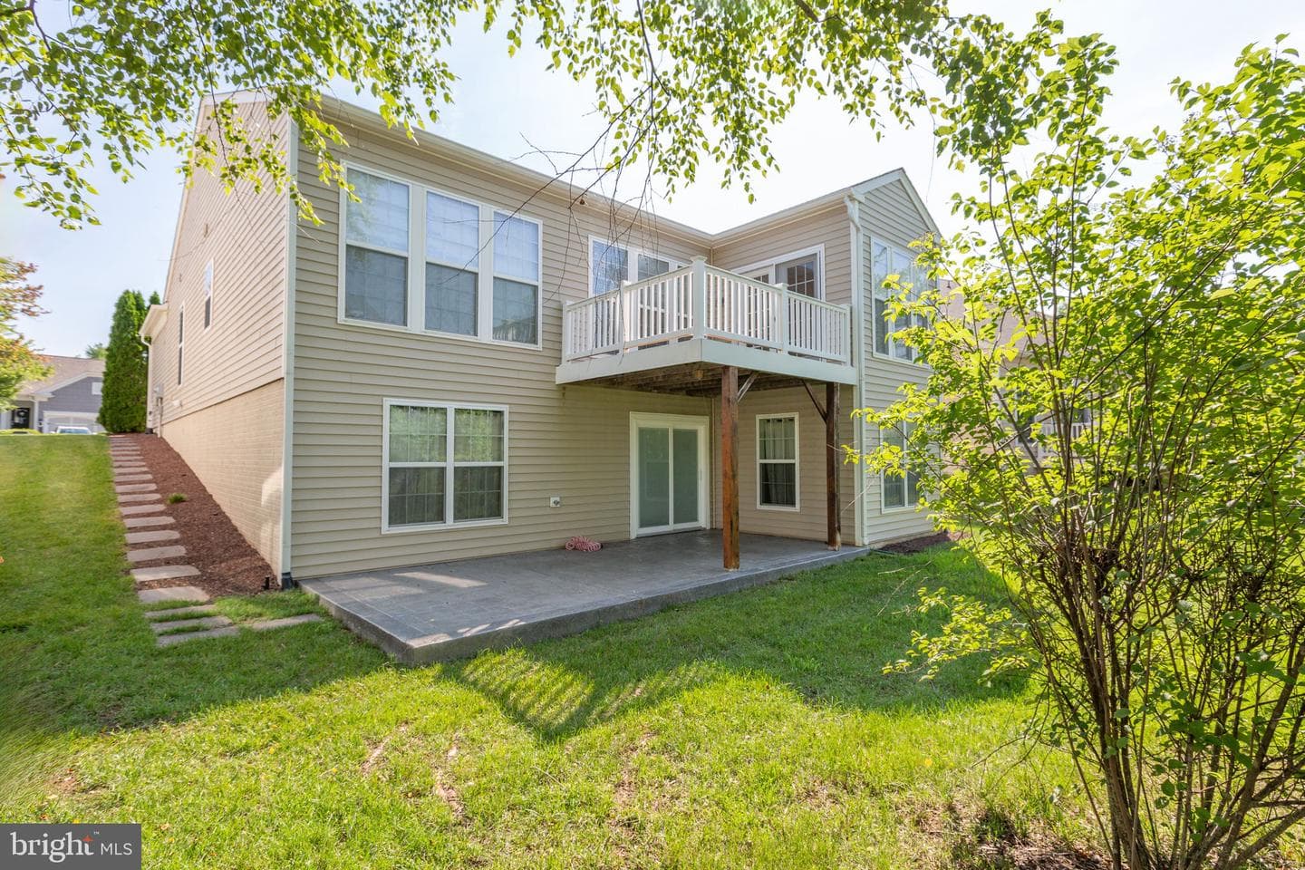 76 Denison St photo 29