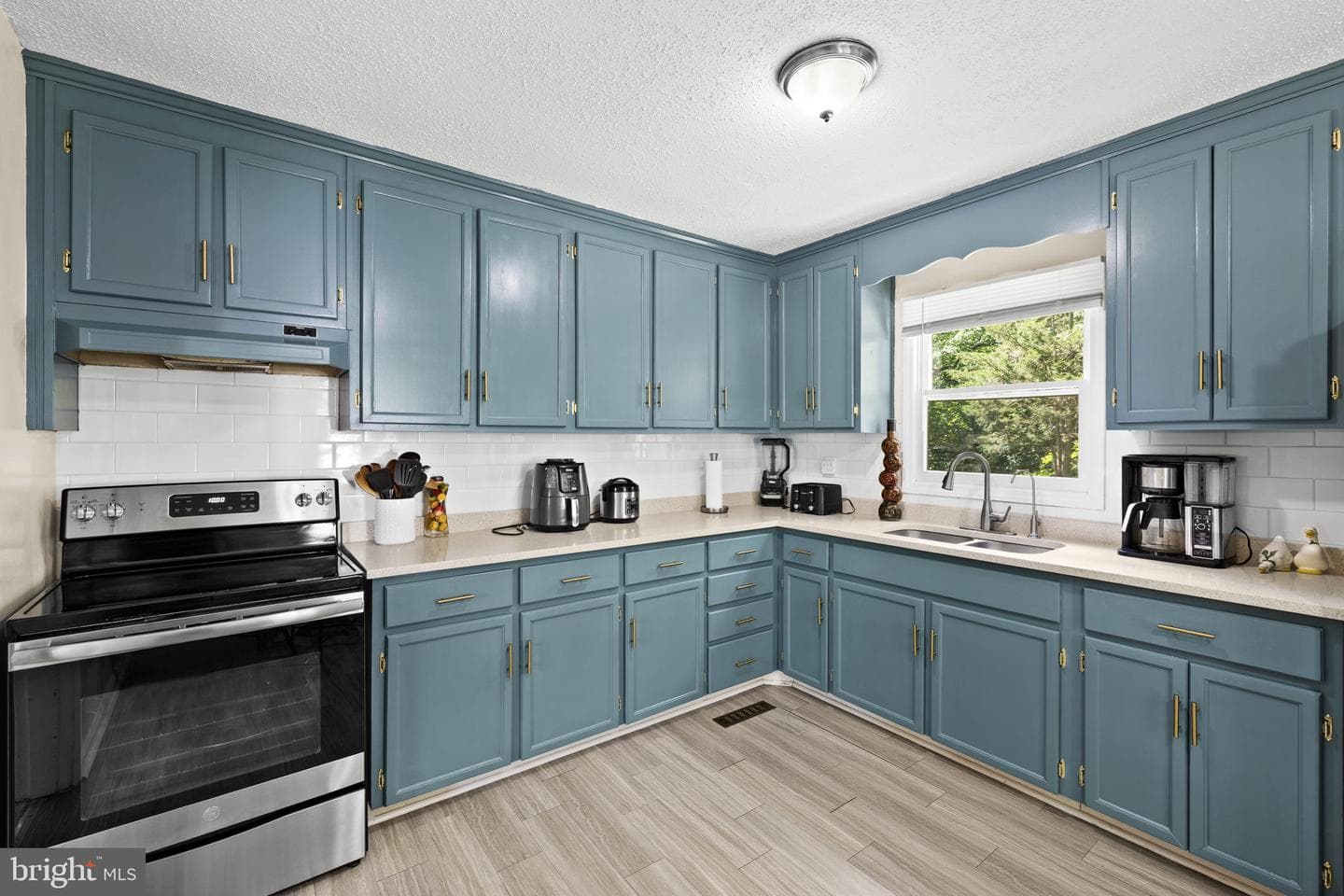 303 Via De Rosa Dr photo 5