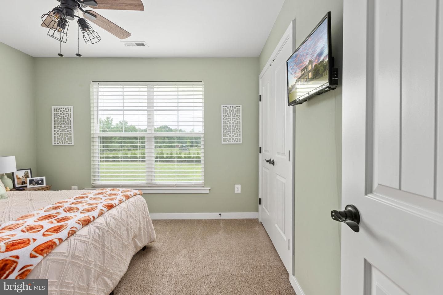 215 Saddle Ridge Lane photo 38
