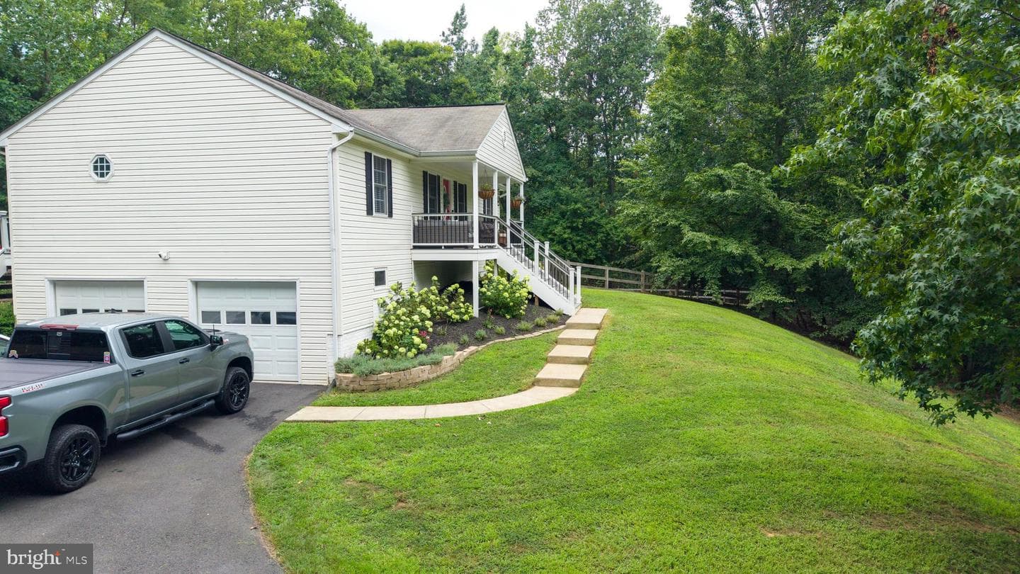 55 Brent Point Road photo 60