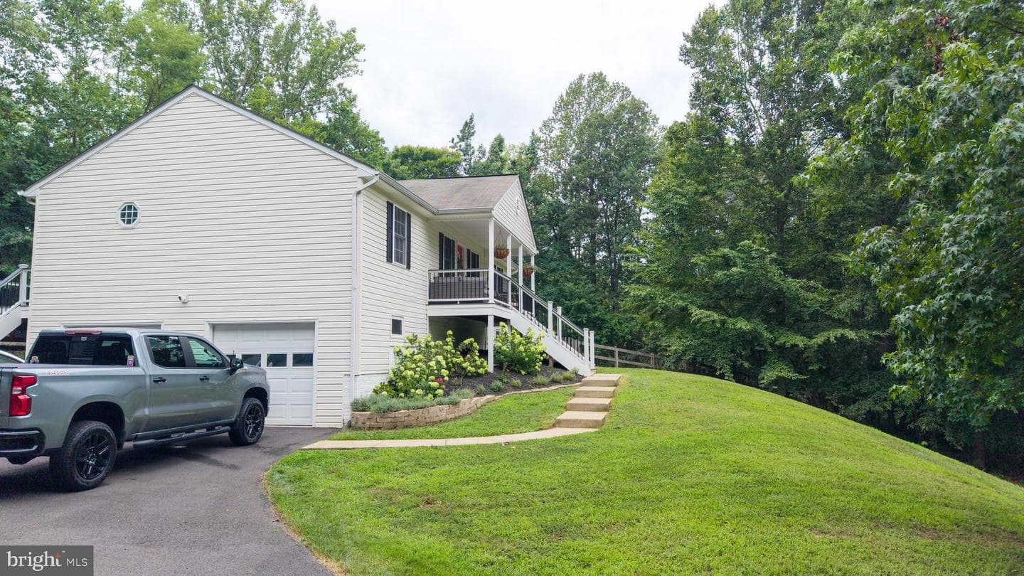 55 Brent Point Road photo 62