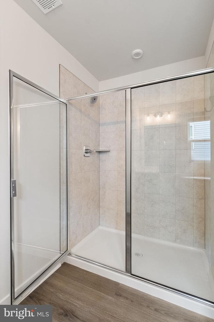 417 Greenstead Drive photo 19
