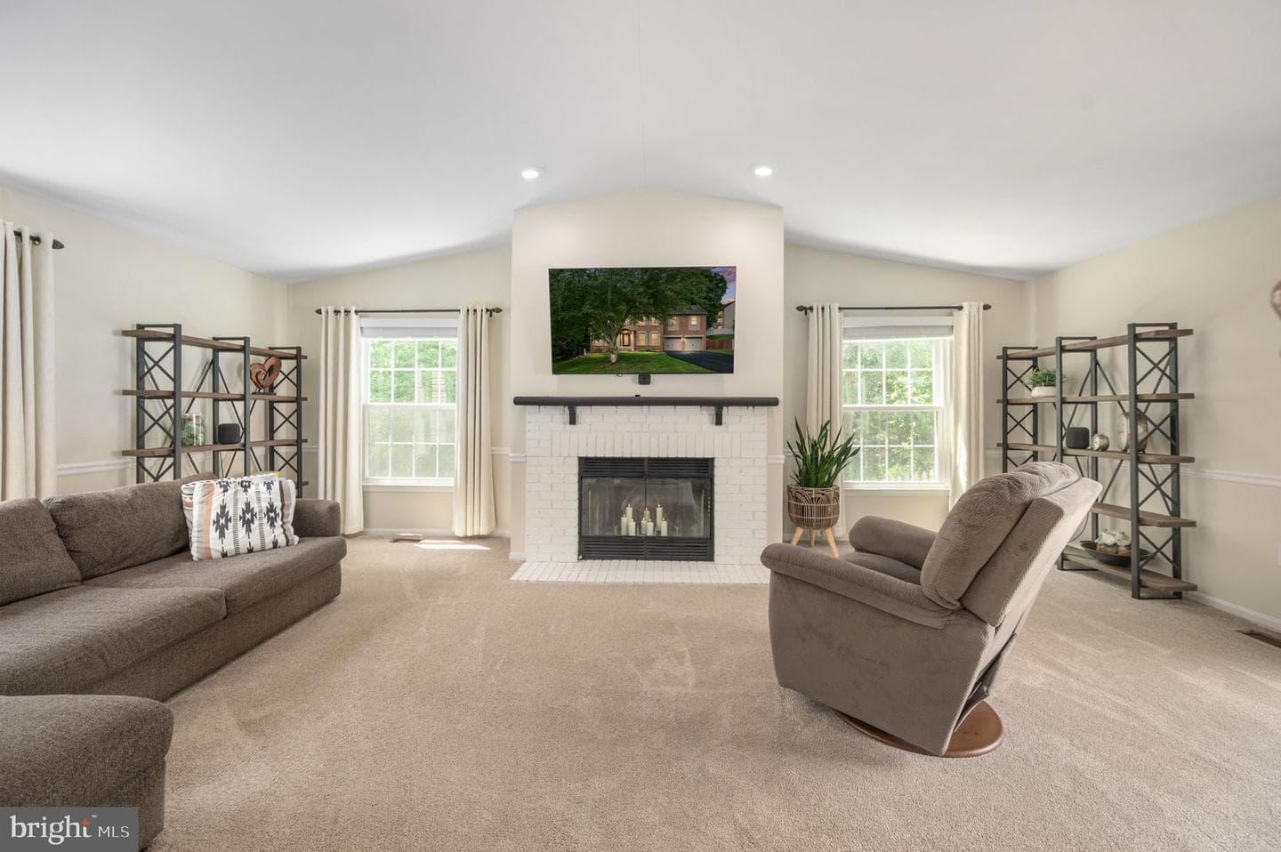 368 Eustace Road photo 18