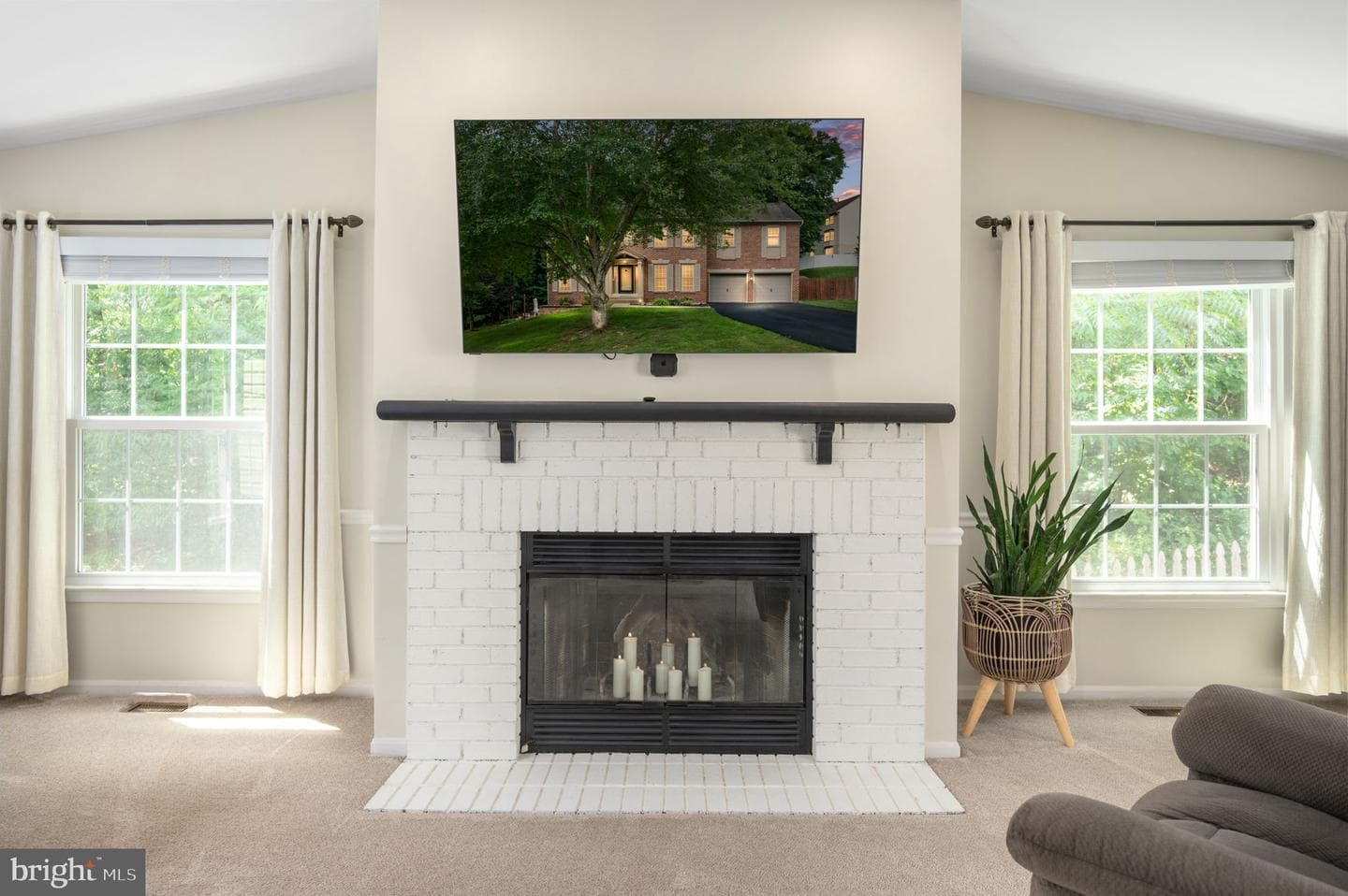 368 Eustace Road photo 19