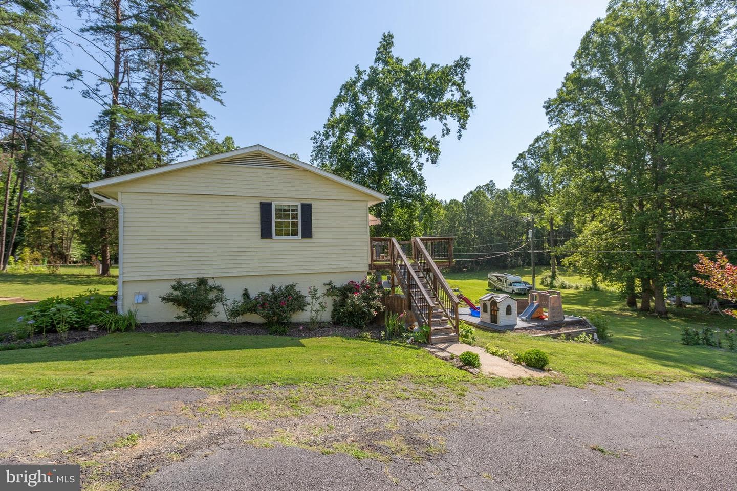 665 Holly Corner Rd photo 41